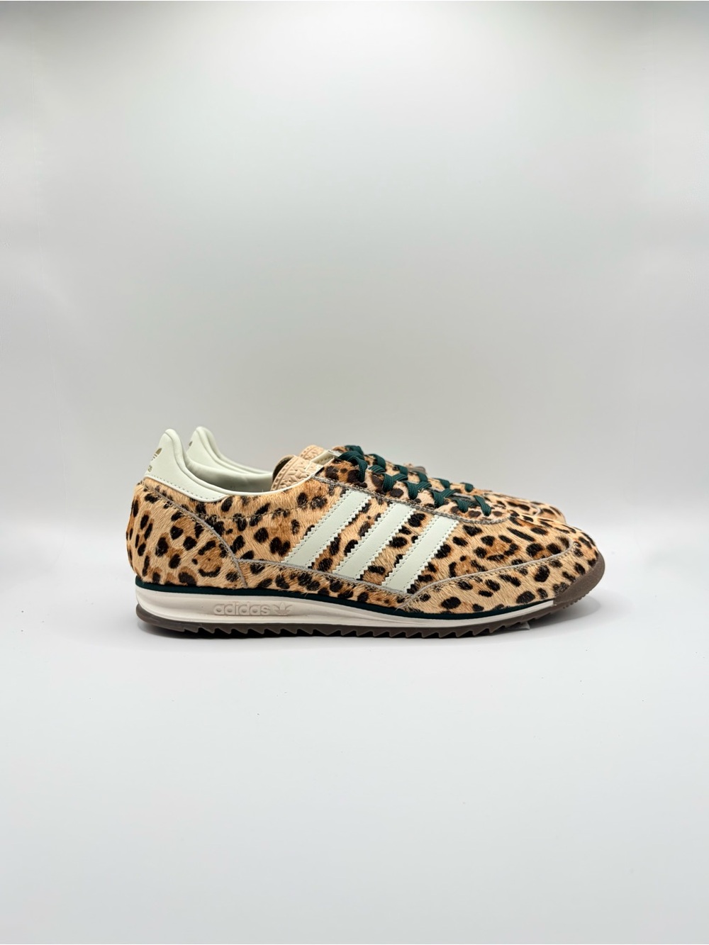 NWT adidas LEOPARD PRINT FUR SL 72 OG Cream Stripes Green Laces